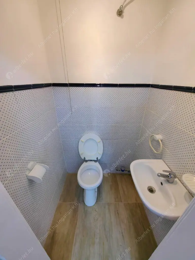 Kiadó albérlet 125000 Ft/hó áron: Budapest, VI. kerület  Szondi utca. Mérete: 80 nm, 3 szobás | Alberlet.hu - 6639066