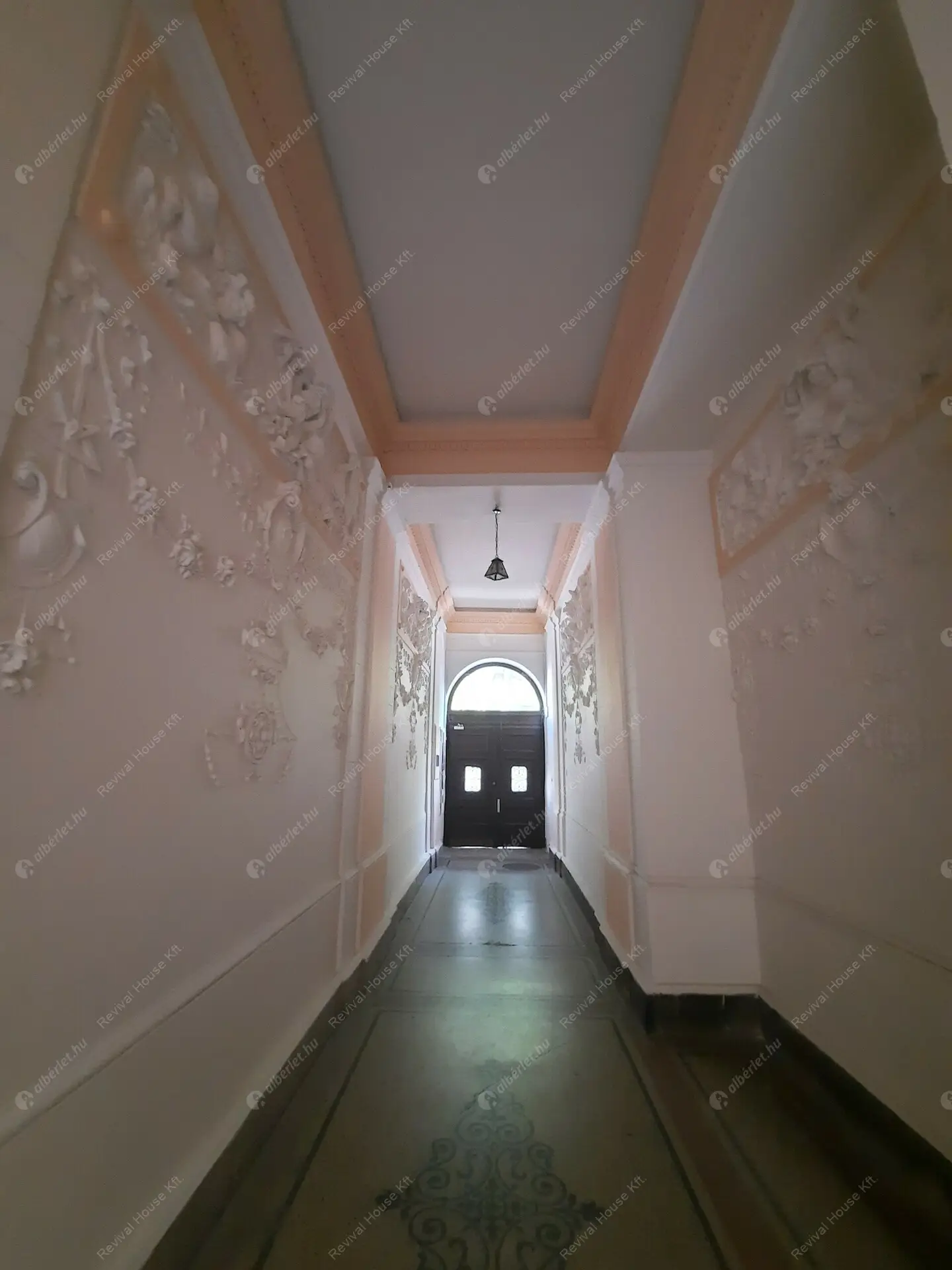 Kiadó albérlet 480000 Ft/hó áron: Budapest, VI. kerület  Teréz körút. Mérete: 110 nm, 3 szobás | Alberlet.hu - 5804733
