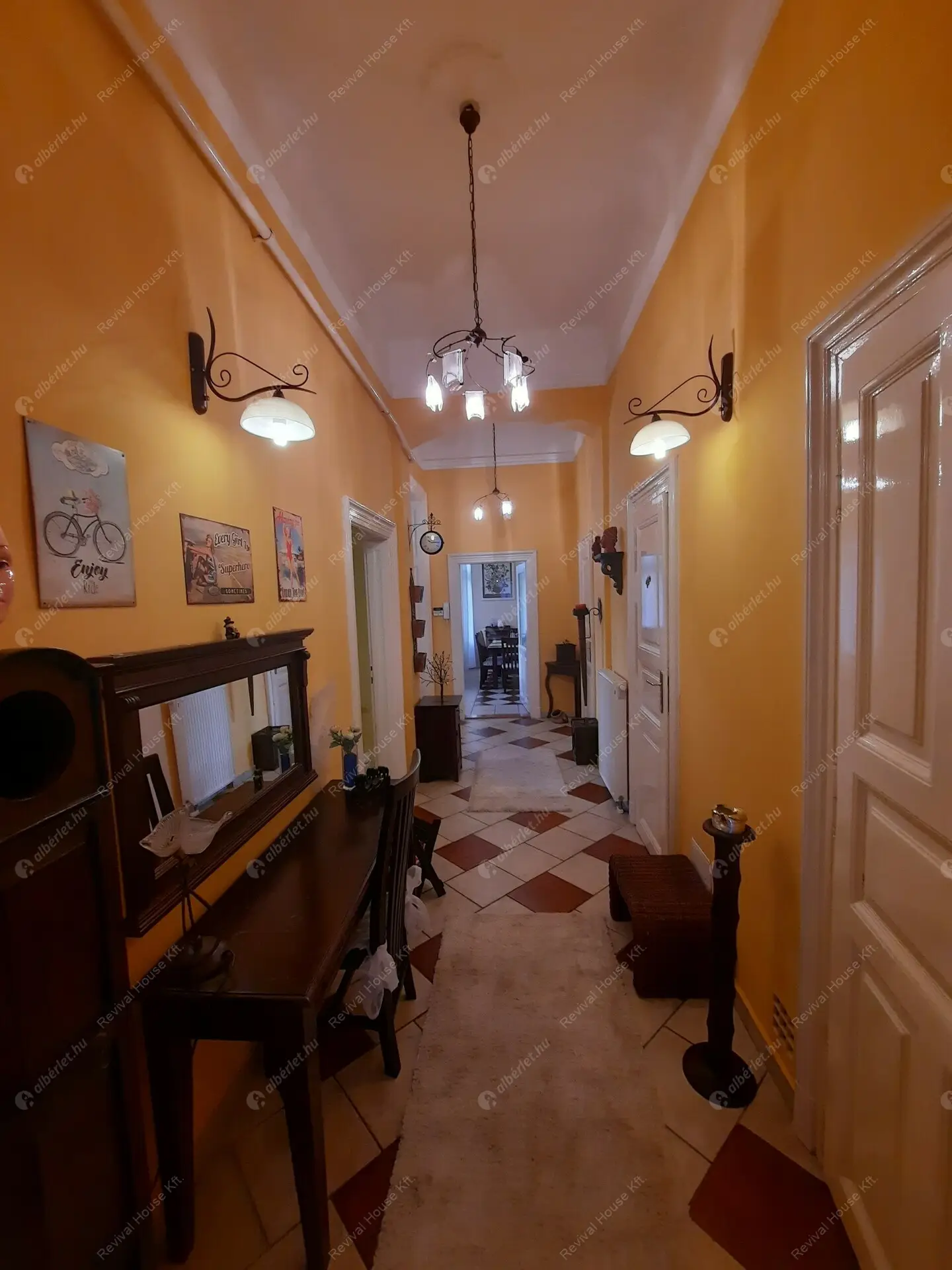 Kiadó albérlet 480000 Ft/hó áron: Budapest, VI. kerület  Teréz körút. Mérete: 110 nm, 3 szobás | Alberlet.hu - 5804742