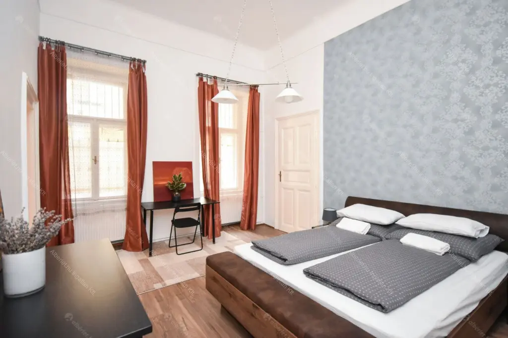 Kiadó albérlet 900000 Ft/hó áron: Budapest, VI. kerület  Teréz körút. Mérete: 142 nm, 6 szobás | Alberlet.hu - 6676002