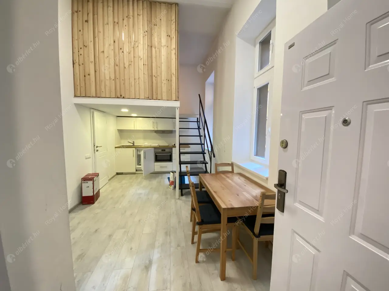 Kiadó albérlet 199000 Ft/hó áron: Budapest, VI. kerület  Teréz körút. Mérete: 30 nm, 1 szobás | Alberlet.hu - 5437436