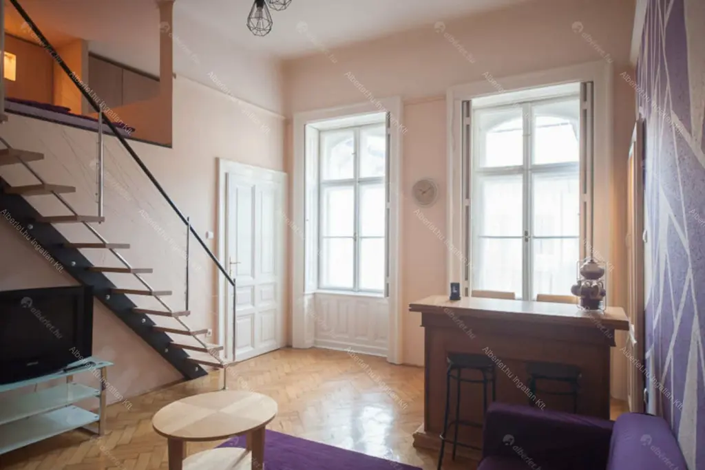 Kiadó albérlet 235000 Ft/hó áron: Budapest, VI. kerület  Teréz körút. Mérete: 44 nm, 1 szobás | Alberlet.hu - 6673441