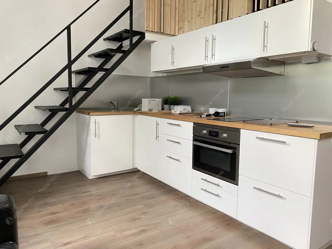 Kiadó albérlet 229000 Ft/hó áron: Budapest, VI. kerület  Teréz körút. Mérete: 45 nm, 1 szobás | Alberlet.hu - 5404530