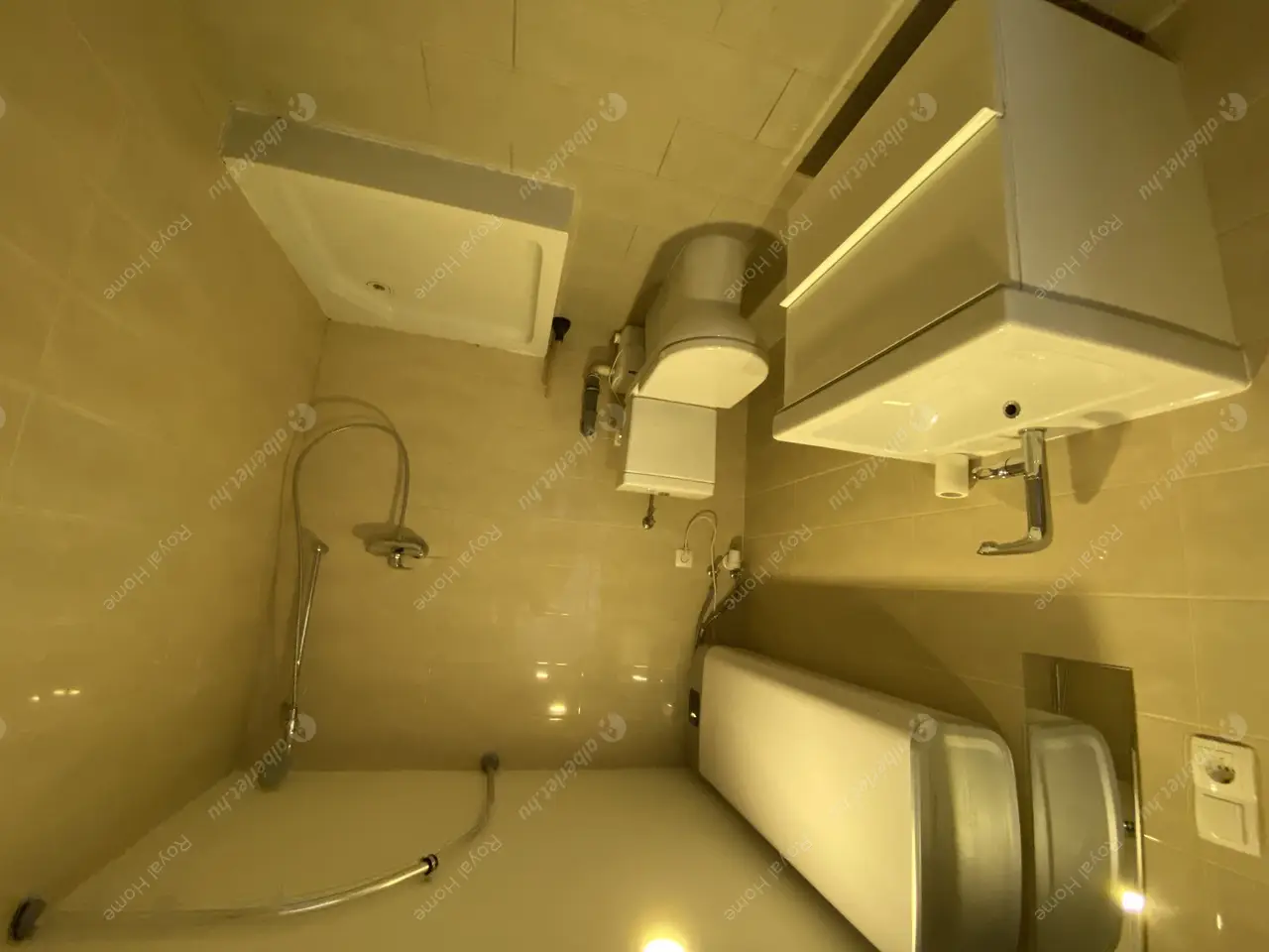 Kiadó albérlet 229000 Ft/hó áron: Budapest, VI. kerület  Teréz körút. Mérete: 45 nm, 1 szobás | Alberlet.hu - 5404546