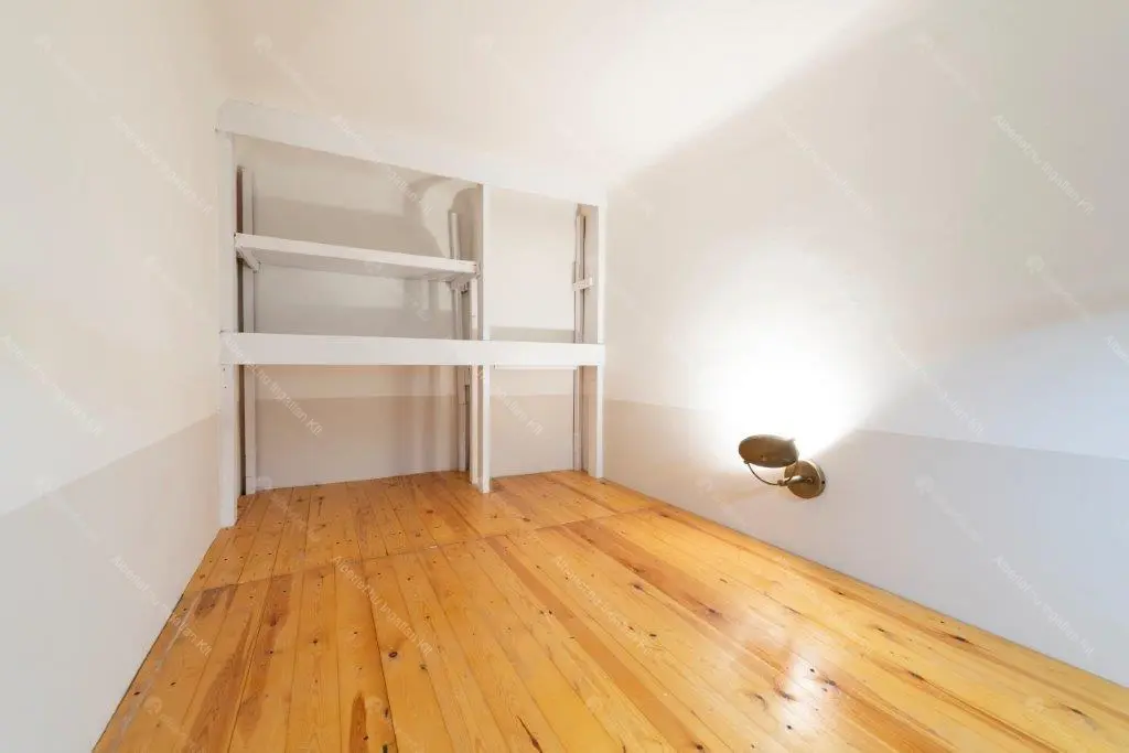 Kiadó albérlet 340000 Ft/hó áron: Budapest, VI. kerület  Teréz körút. Mérete: 45 nm, 2 szobás | Alberlet.hu - 6678654