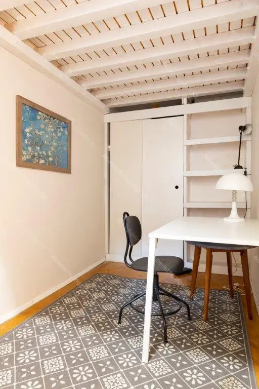 Kiadó albérlet 340000 Ft/hó áron: Budapest, VI. kerület  Teréz körút. Mérete: 45 nm, 2 szobás | Alberlet.hu - 6678658