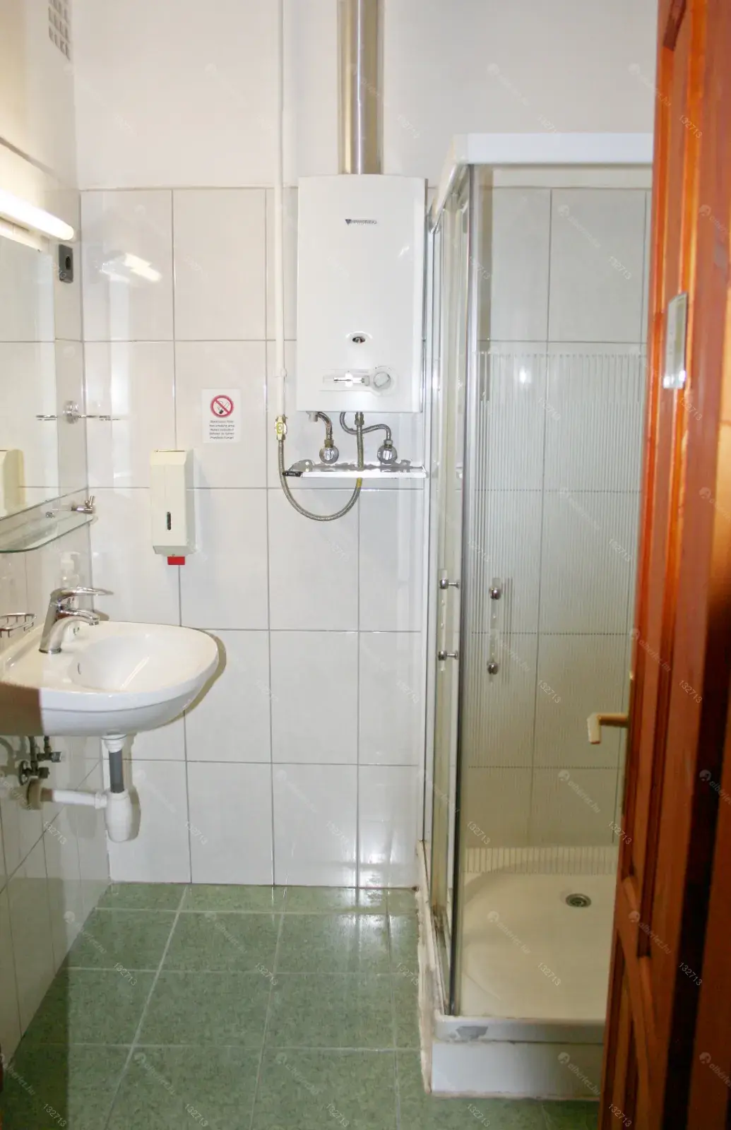 Kiadó albérlet 225000 Ft/hó áron: Budapest, VI. kerület  Teréz körút. Mérete: 55 nm, 2 szobás | Alberlet.hu - 6709319