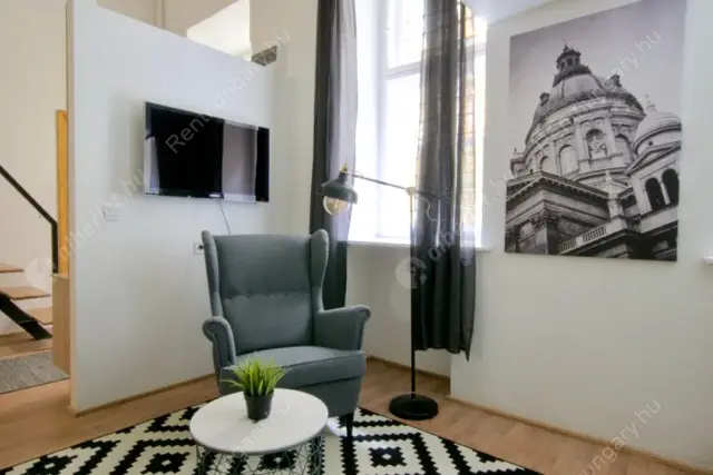 Kiadó albérlet 285000 Ft/hó áron: Budapest, VI. kerület  Teréz körút. Mérete: 59 nm, 1 szobás | Alberlet.hu - 6582767