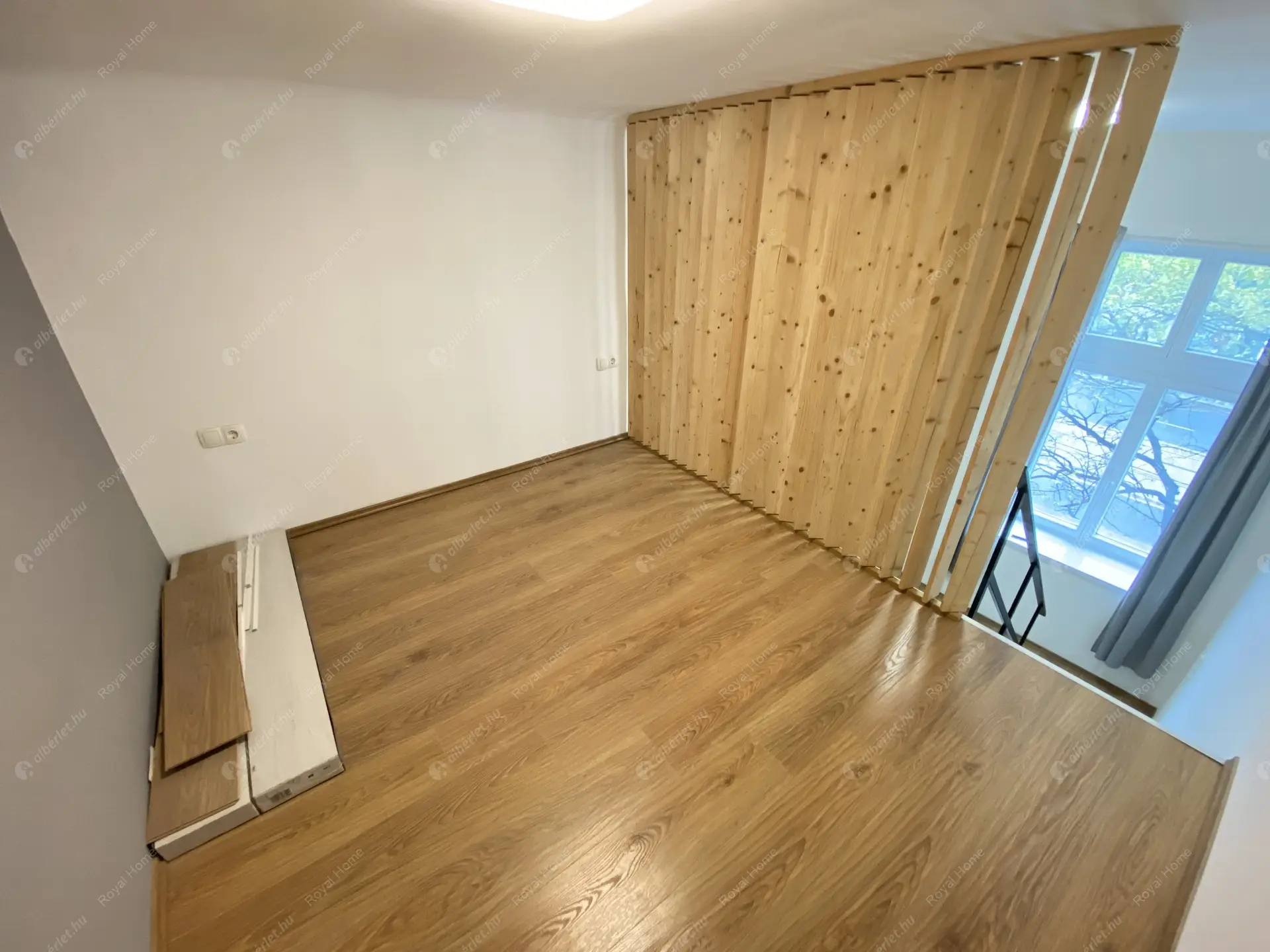 Kiadó albérlet 269000 Ft/hó áron: Budapest, VI. kerület  Teréz körút. Mérete: 60 nm, 2 szobás | Alberlet.hu - 5825164