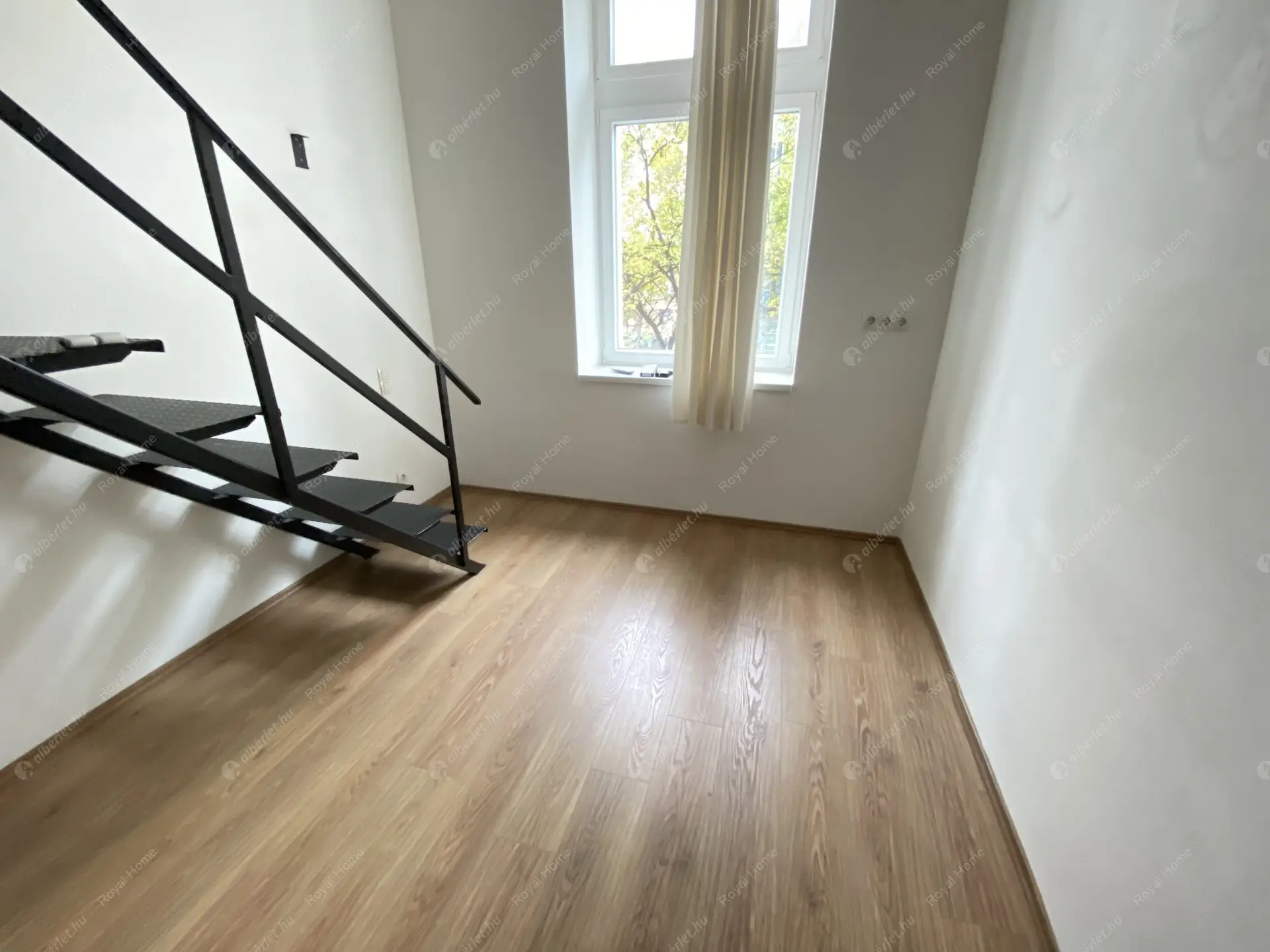 Kiadó albérlet 269000 Ft/hó áron: Budapest, VI. kerület  Teréz körút. Mérete: 60 nm, 2 szobás | Alberlet.hu - 5825170