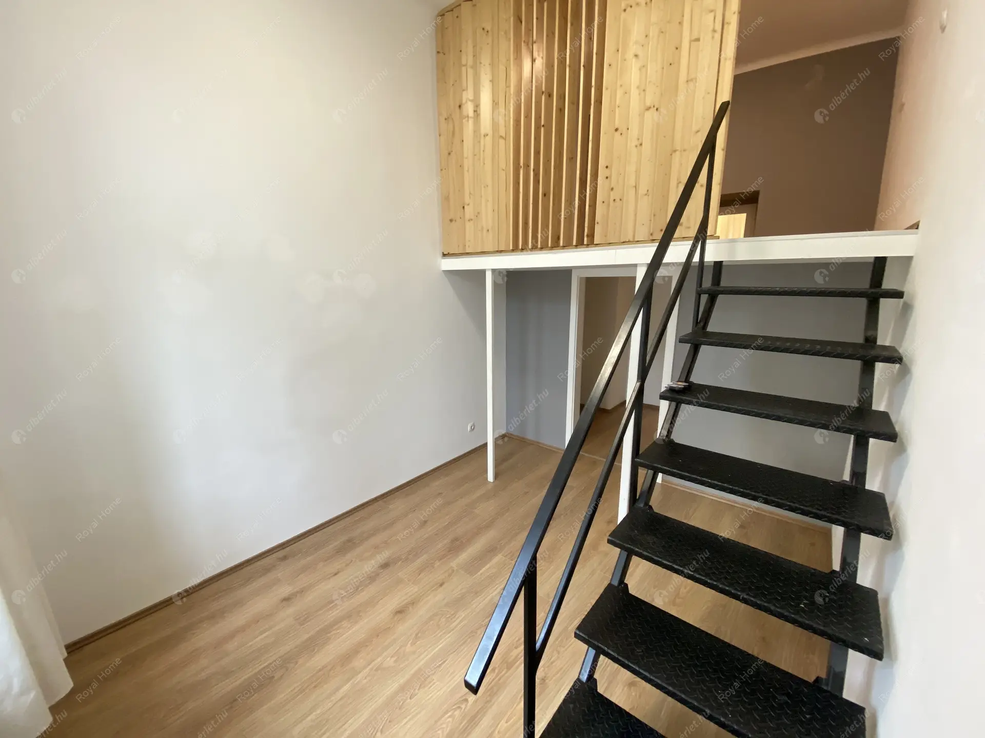 Kiadó albérlet 269000 Ft/hó áron: Budapest, VI. kerület  Teréz körút. Mérete: 60 nm, 2 szobás | Alberlet.hu - 5825185