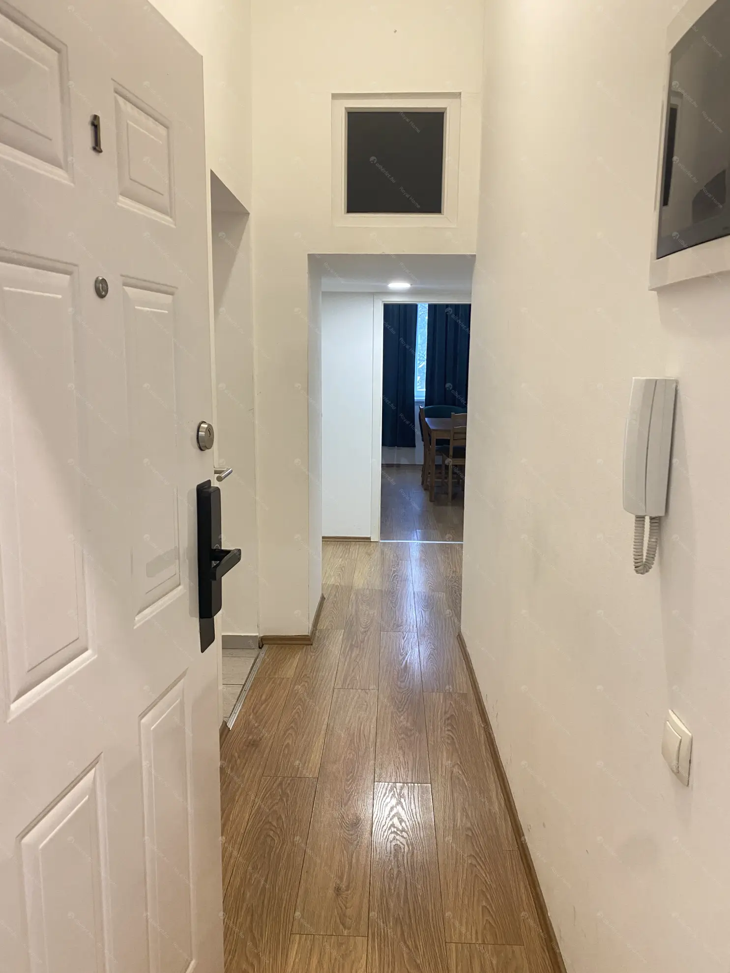 Kiadó albérlet 269000 Ft/hó áron: Budapest, VI. kerület  Teréz körút. Mérete: 60 nm, 2 szobás | Alberlet.hu - 6620351