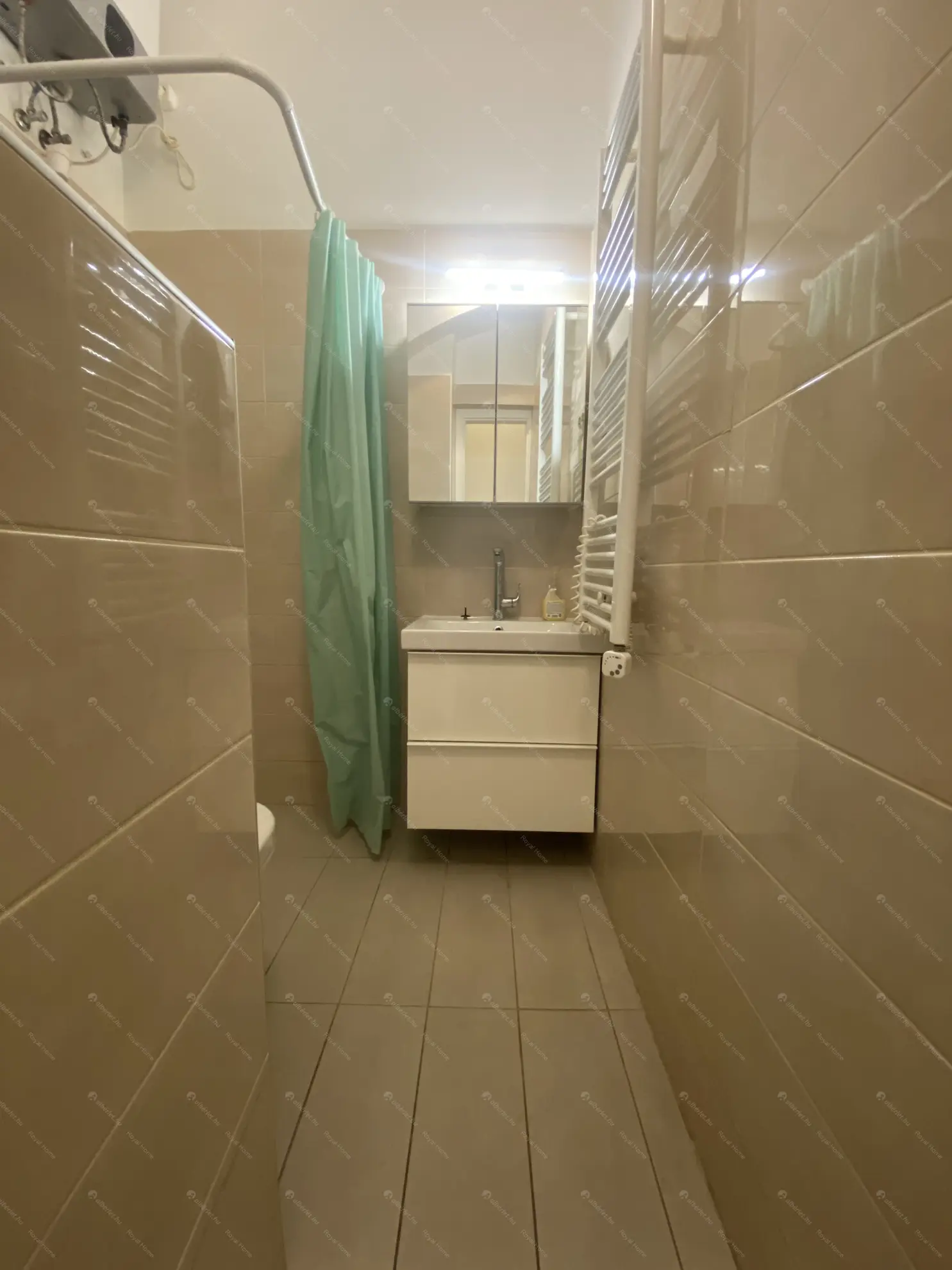 Kiadó albérlet 269000 Ft/hó áron: Budapest, VI. kerület  Teréz körút. Mérete: 60 nm, 2 szobás | Alberlet.hu - 6620353