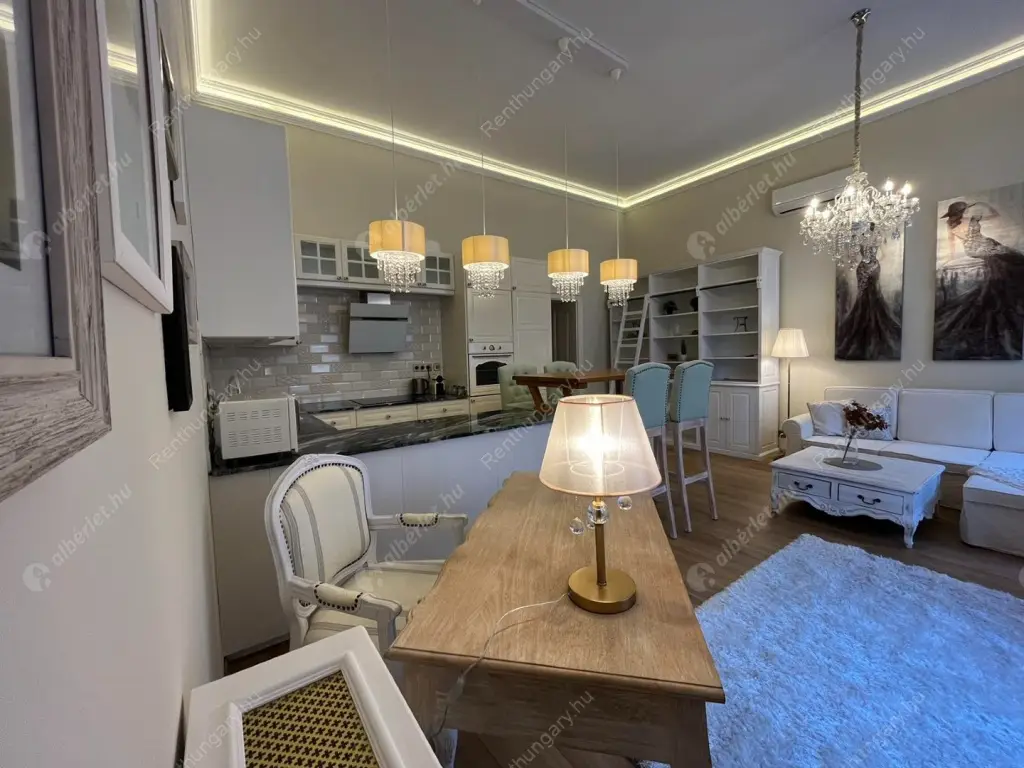 Kiadó albérlet 390000 Ft/hó áron: Budapest, VI. kerület  Teréz körút. Mérete: 60 nm, 2 szobás | Alberlet.hu - 6574272