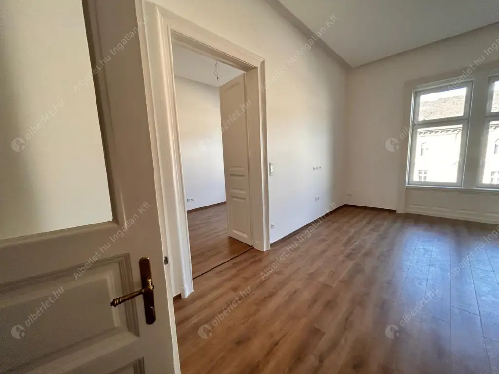 Kiadó albérlet 420000 Ft/hó áron: Budapest, VI. kerület  Teréz körút. Mérete: 65 nm, 2 szobás | Alberlet.hu - 6518174