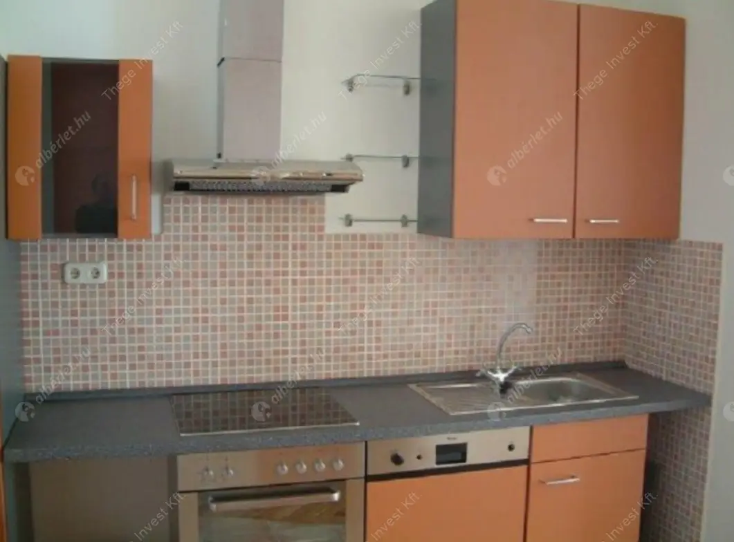 Kiadó albérlet 250000 Ft/hó áron: Budapest, VI. kerület  Teréz körút. Mérete: 66 nm, 2 szobás | Alberlet.hu - 6543115