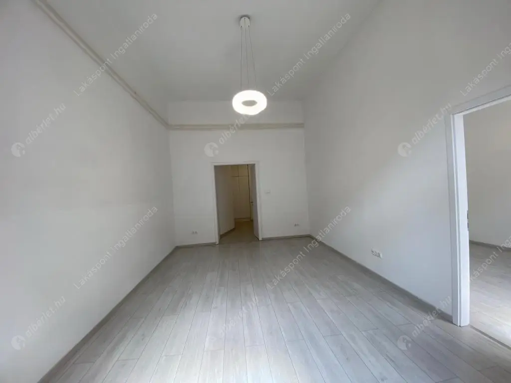 Kiadó albérlet 340000 Ft/hó áron: Budapest, VI. kerület  Teréz körút. Mérete: 70 nm, 2 szobás | Alberlet.hu - 6504473