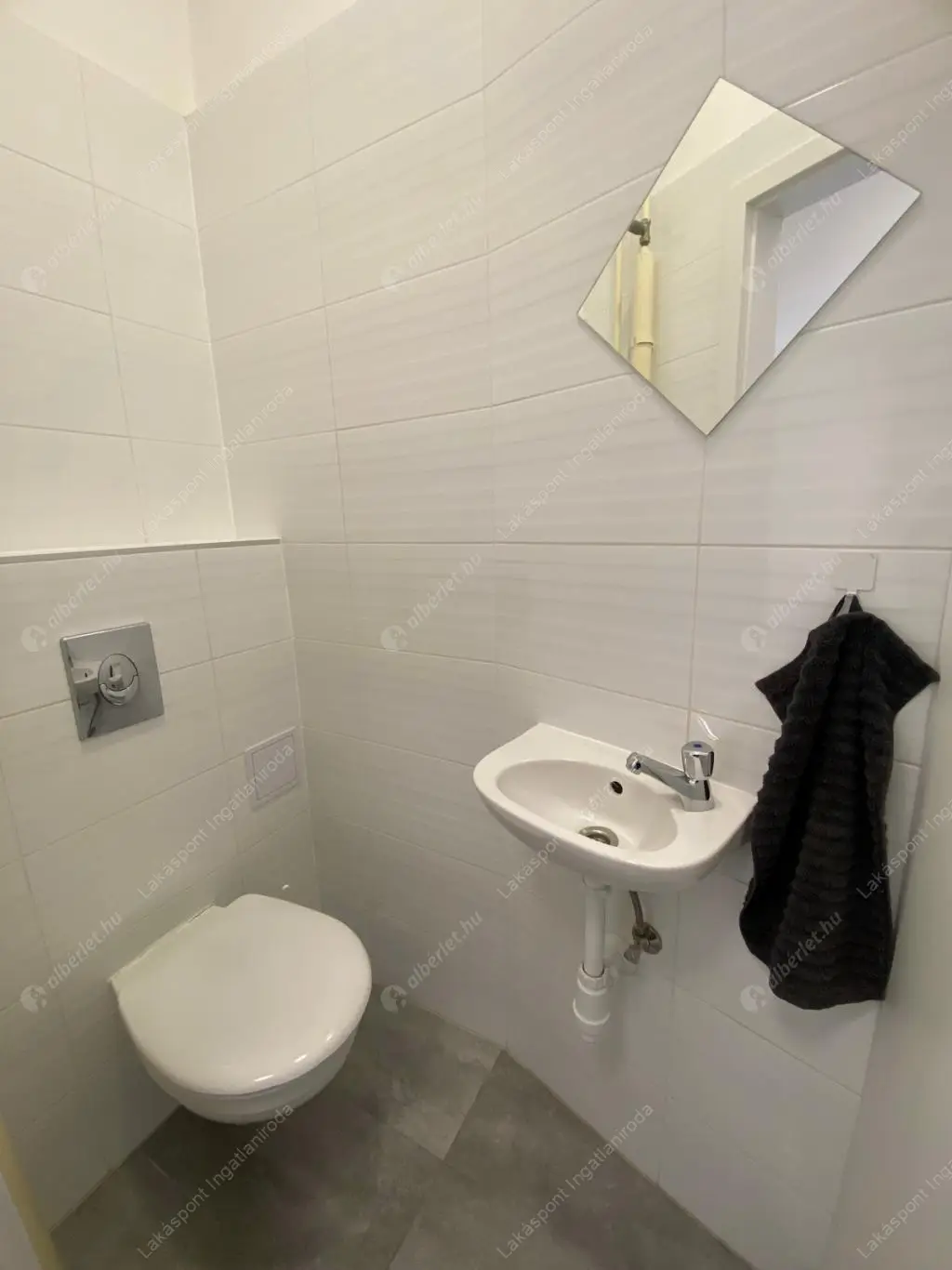 Kiadó albérlet 340000 Ft/hó áron: Budapest, VI. kerület  Teréz körút. Mérete: 70 nm, 2 szobás | Alberlet.hu - 6504476