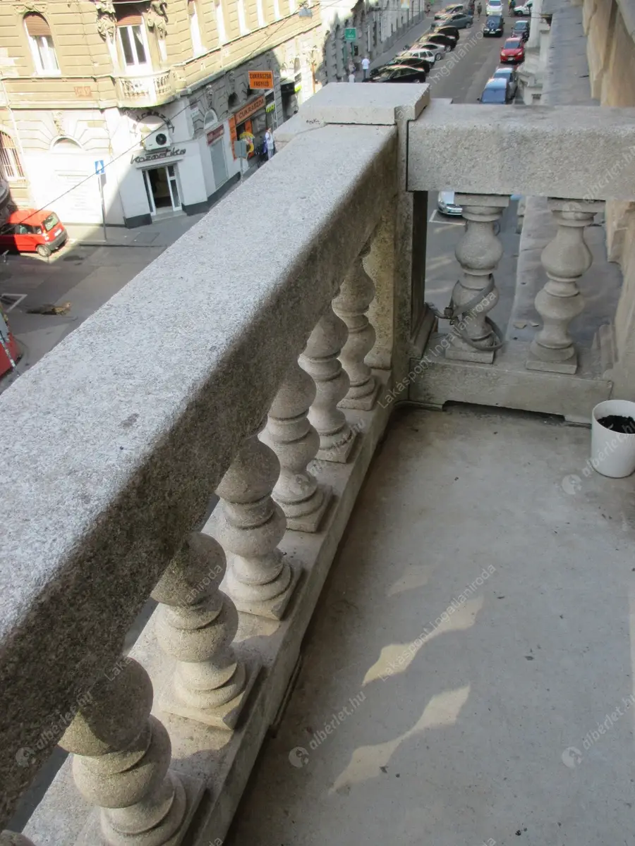 Kiadó albérlet 340000 Ft/hó áron: Budapest, VI. kerület  Teréz körút. Mérete: 70 nm, 2 szobás | Alberlet.hu - 6504479