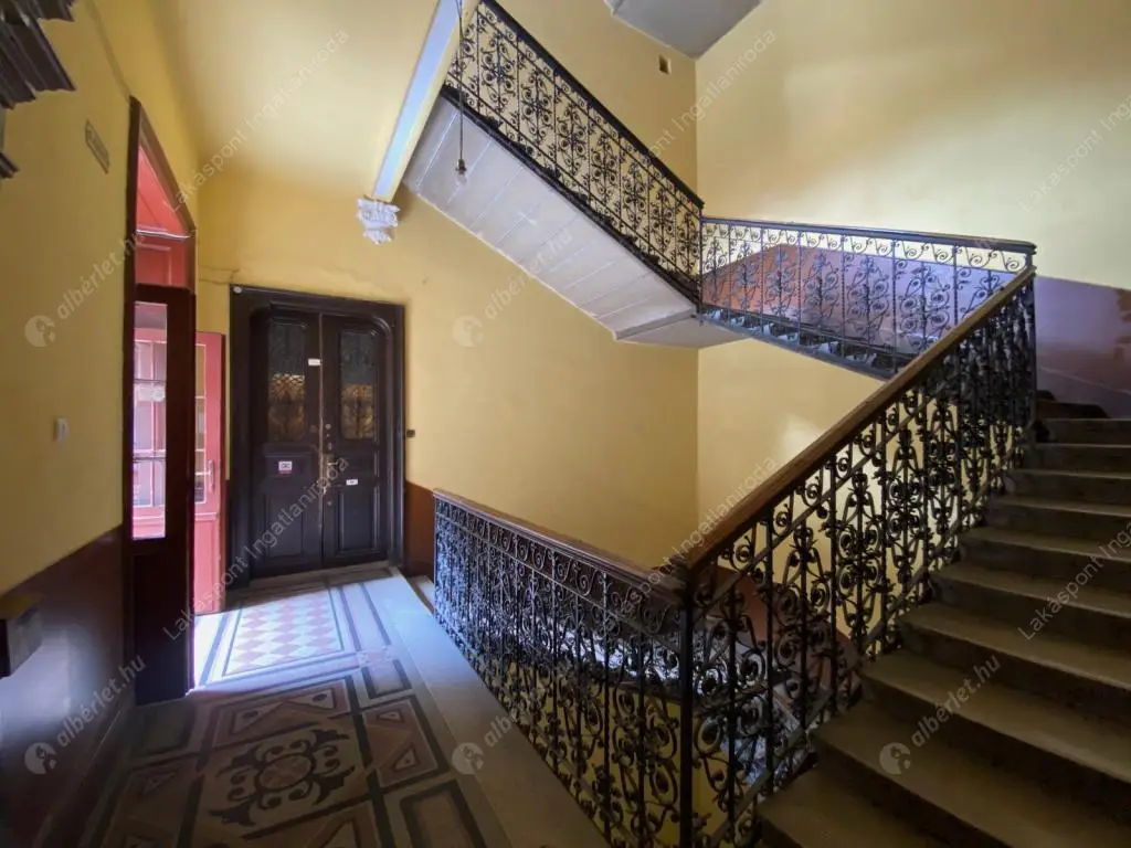 Kiadó albérlet 340000 Ft/hó áron: Budapest, VI. kerület  Teréz körút. Mérete: 70 nm, 2 szobás | Alberlet.hu - 6504483