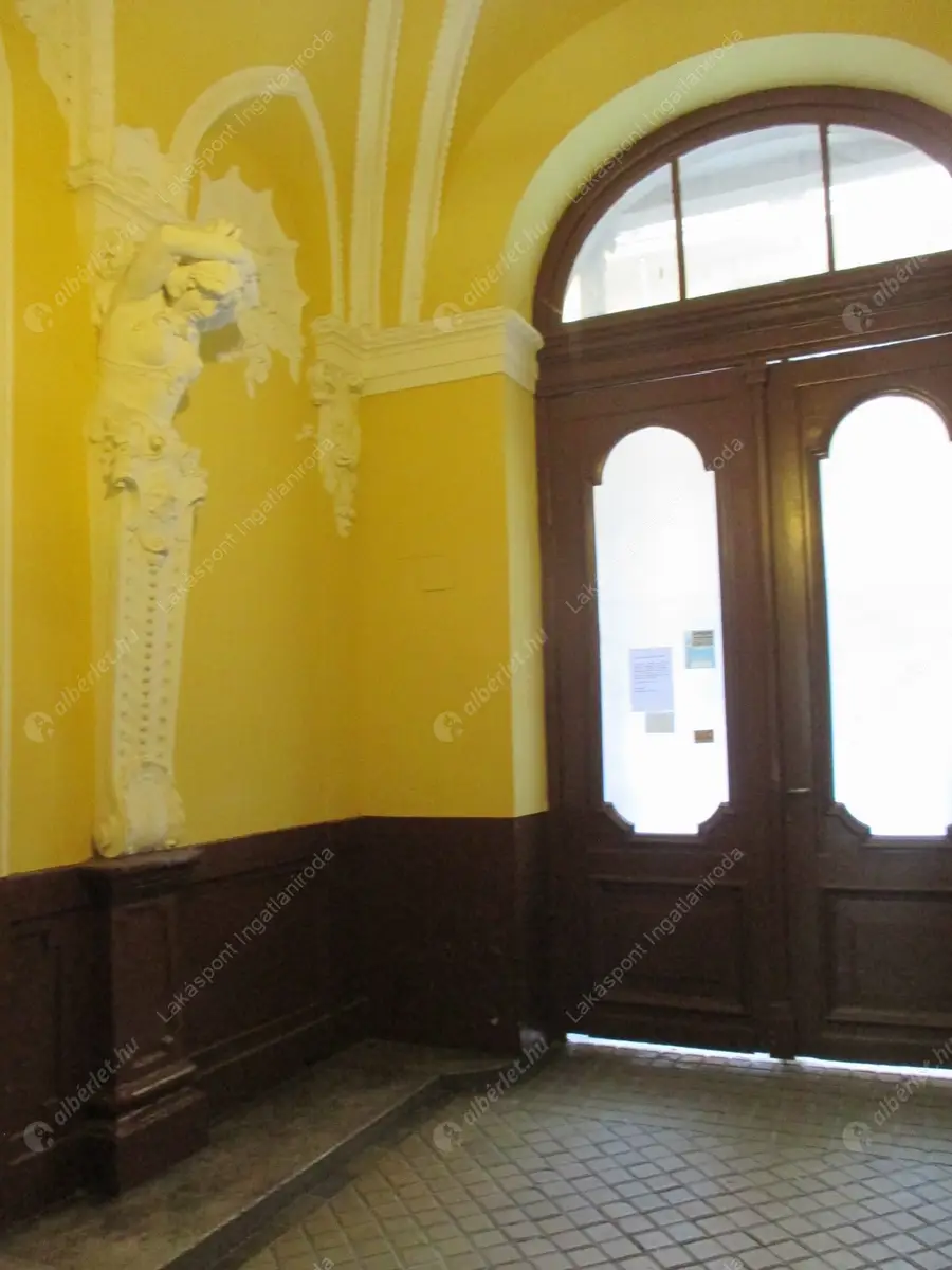 Kiadó albérlet 340000 Ft/hó áron: Budapest, VI. kerület  Teréz körút. Mérete: 70 nm, 2 szobás | Alberlet.hu - 6504484