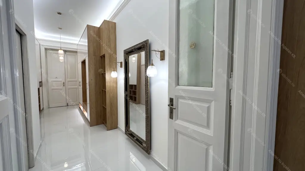 Kiadó albérlet 395000 Ft/hó áron: Budapest, VI. kerület  Teréz körút. Mérete: 72 nm, 3 szobás | Alberlet.hu - 6678331