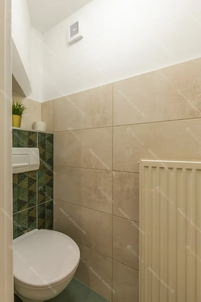 Kiadó albérlet 350000 Ft/hó áron: Budapest, VI. kerület  Teréz körút. Mérete: 80 nm, 3 szobás | Alberlet.hu - 6676974