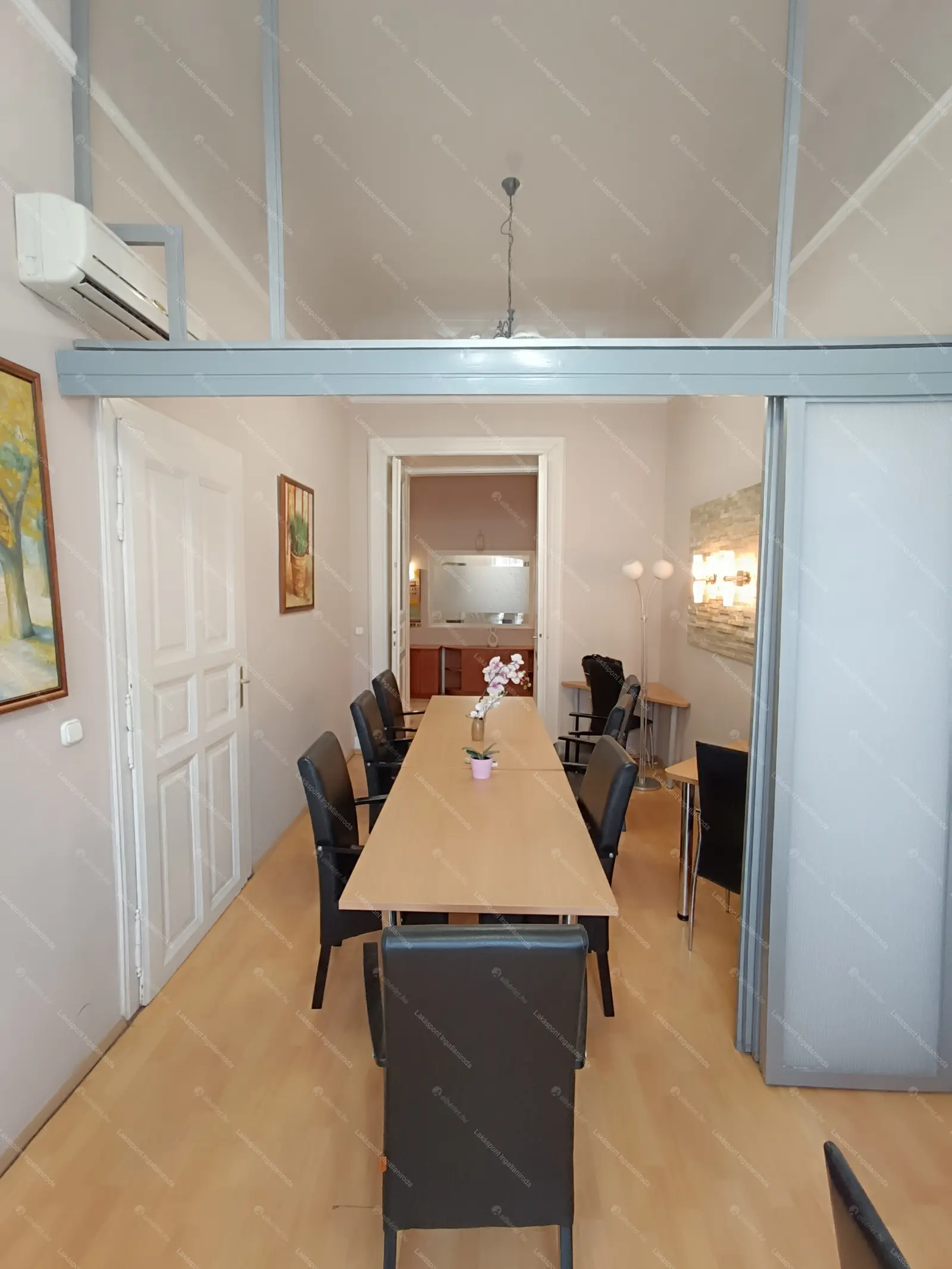 Kiadó albérlet 450000 Ft/hó áron: Budapest, VI. kerület  Teréz körút. Mérete: 81 nm, 2 szobás | Alberlet.hu - 6674751