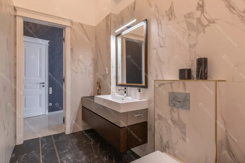 Kiadó albérlet 776000 Ft/hó áron: Budapest, VI. kerület  Vasvári Pál utca. Mérete: 100 nm, 4 szobás | Alberlet.hu - 6686961