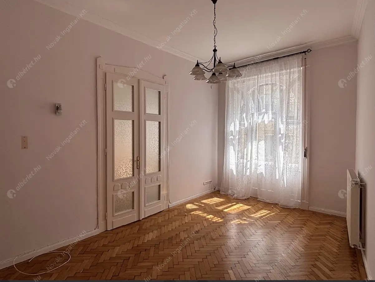 Kiadó albérlet 300000 Ft/hó áron: Budapest, VI. kerület  Vasvári Pál utca. Mérete: 83 nm, 3 szobás | Alberlet.hu - 6482252