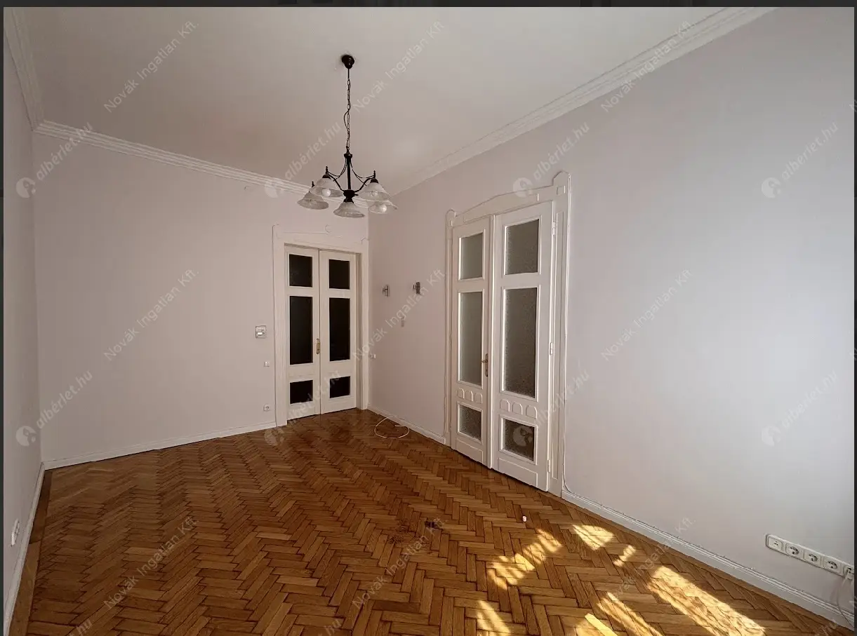 Kiadó albérlet 300000 Ft/hó áron: Budapest, VI. kerület  Vasvári Pál utca. Mérete: 83 nm, 3 szobás | Alberlet.hu - 6482256