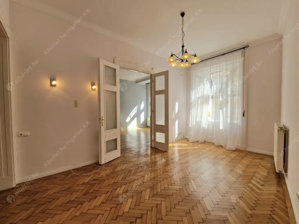 Kiadó albérlet 300000 Ft/hó áron: Budapest, VI. kerület  Vasvári Pál utca. Mérete: 83 nm, 2 szobás | Alberlet.hu - 6515203