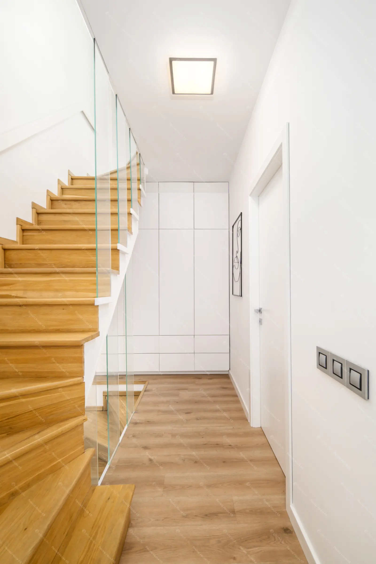 Kiadó albérlet 740000 Ft/hó áron: Budapest, VI. kerület  Vörösmarty utca. Mérete: 100 nm, 3 szobás | Alberlet.hu - 6640444