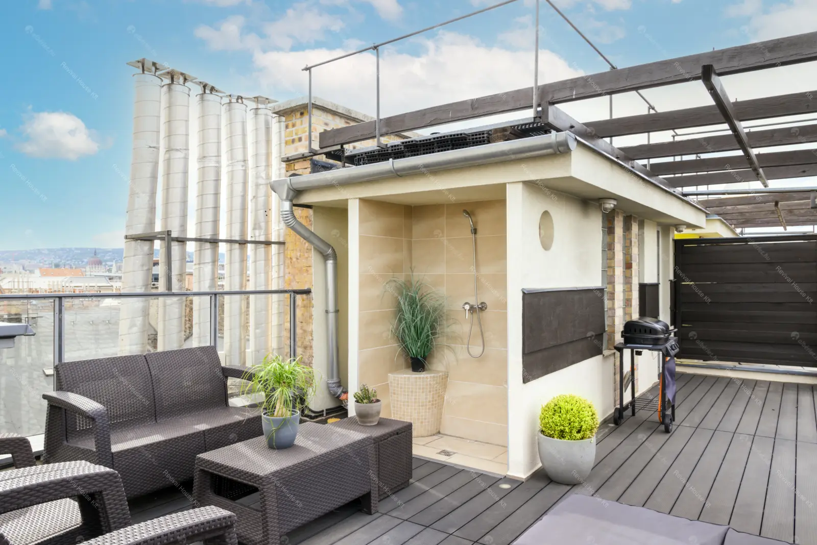 Kiadó albérlet 740000 Ft/hó áron: Budapest, VI. kerület  Vörösmarty utca. Mérete: 100 nm, 3 szobás | Alberlet.hu - 6640449