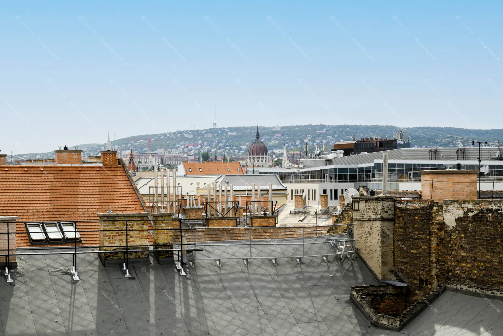 Kiadó albérlet 740000 Ft/hó áron: Budapest, VI. kerület  Vörösmarty utca. Mérete: 100 nm, 3 szobás | Alberlet.hu - 6640490