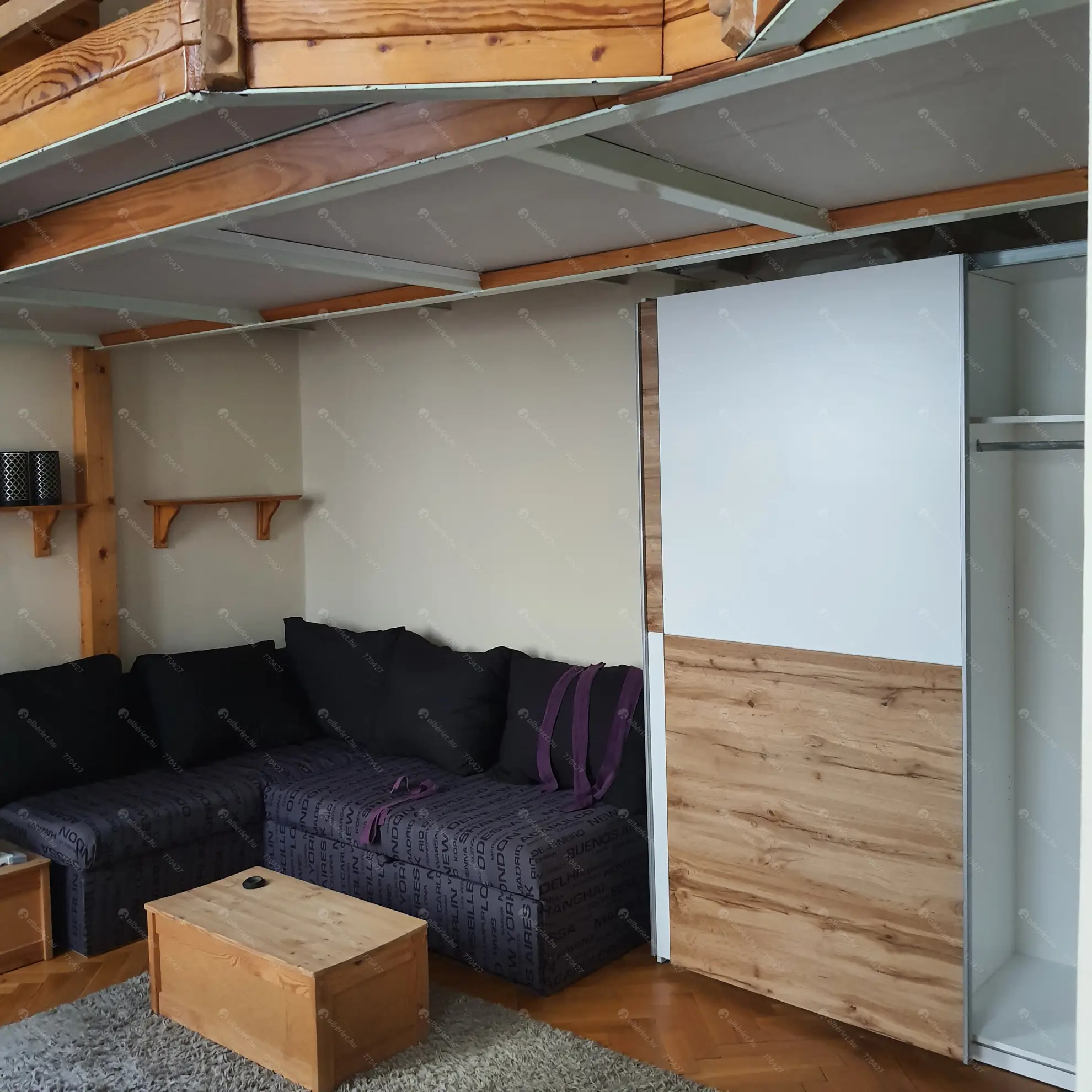 Kiadó albérlet 200000 Ft/hó áron: Budapest, VI. kerület  Vörösmarty utca. Mérete: 28 nm, 1 szobás | Alberlet.hu - 6572119