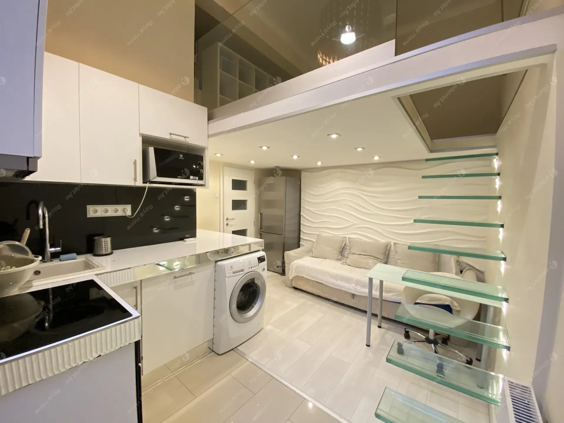 Kiadó albérlet 180000 Ft/hó áron: Budapest, VI. kerület  Vörösmarty utca. Mérete: 30 nm, 1 szobás | Alberlet.hu - 5854432