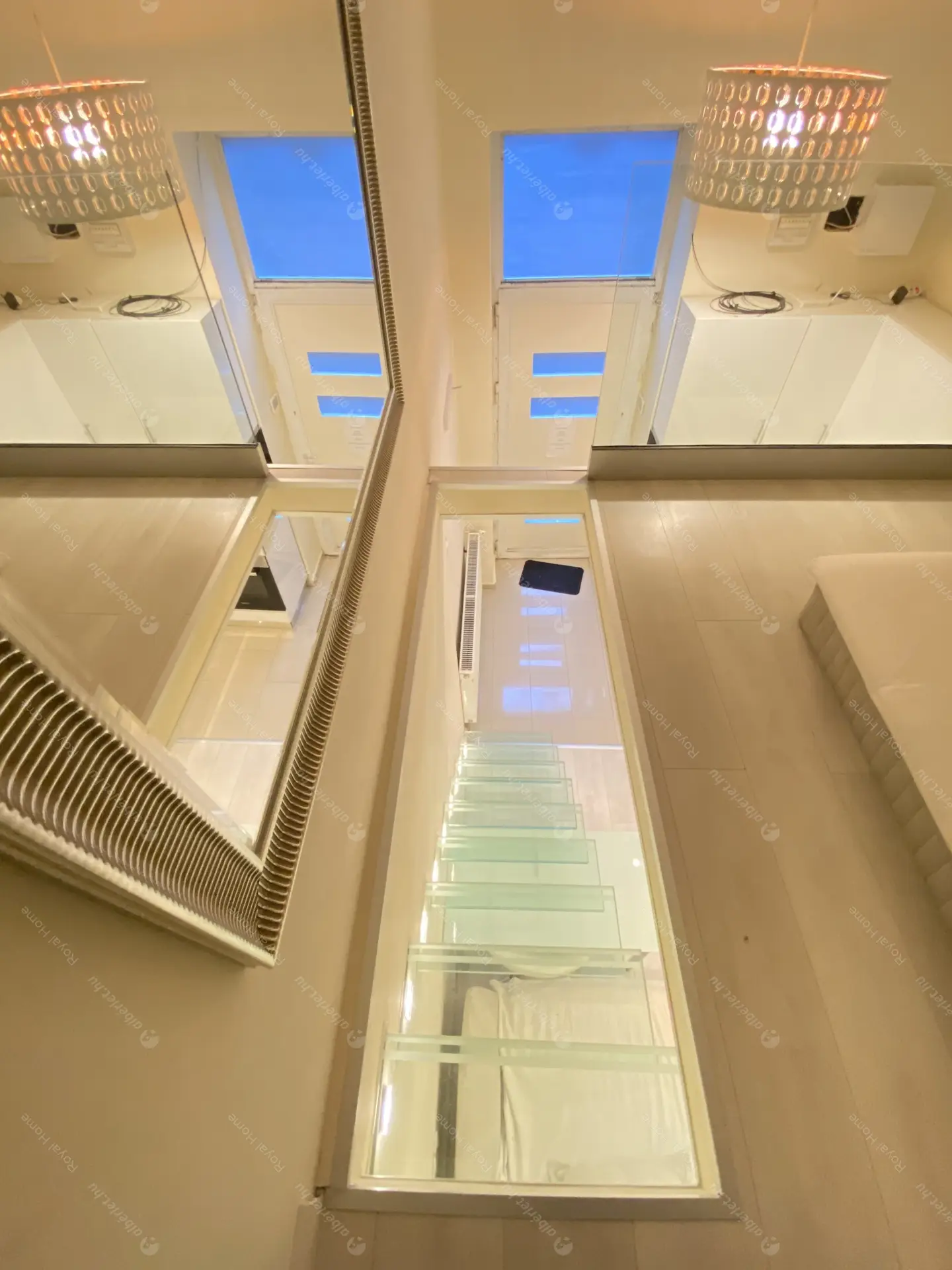 Kiadó albérlet 180000 Ft/hó áron: Budapest, VI. kerület  Vörösmarty utca. Mérete: 30 nm, 1 szobás | Alberlet.hu - 5854443