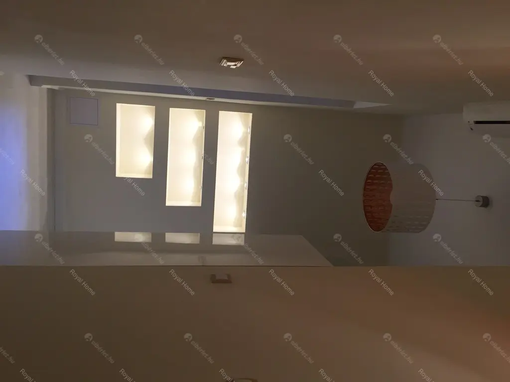 Kiadó albérlet 190000 Ft/hó áron: Budapest, VI. kerület  Vörösmarty utca. Mérete: 35 nm, 1 szobás | Alberlet.hu - 5163302