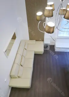 Kiadó albérlet 300000 Ft/hó áron: Budapest, VI. kerület  Vörösmarty utca. Mérete: 45 nm, 2 szobás | Alberlet.hu - 6798581