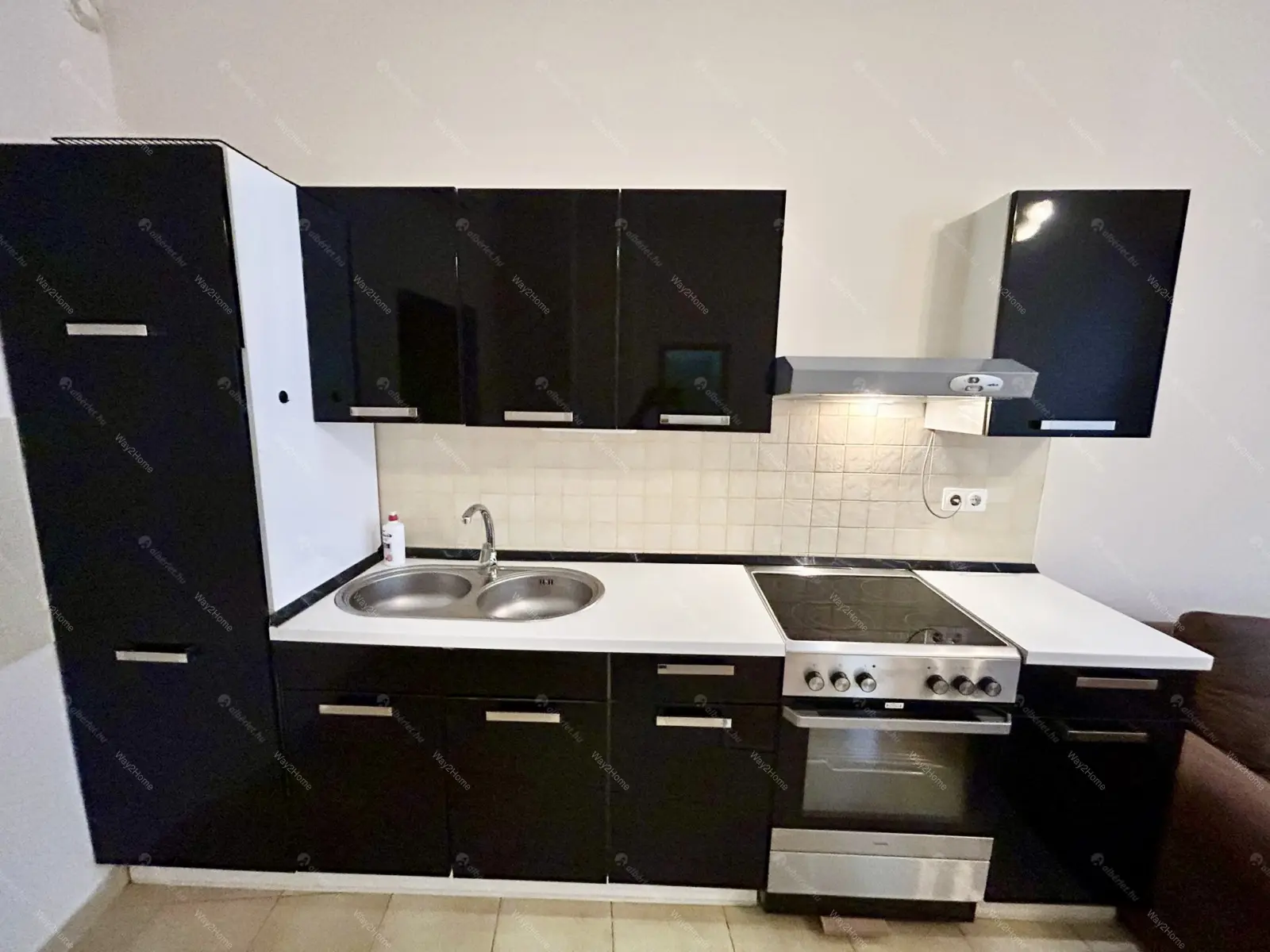 Kiadó albérlet 270000 Ft/hó áron: Budapest, VI. kerület  Vörösmarty utca. Mérete: 65 nm, 3 szobás | Alberlet.hu - 6642206