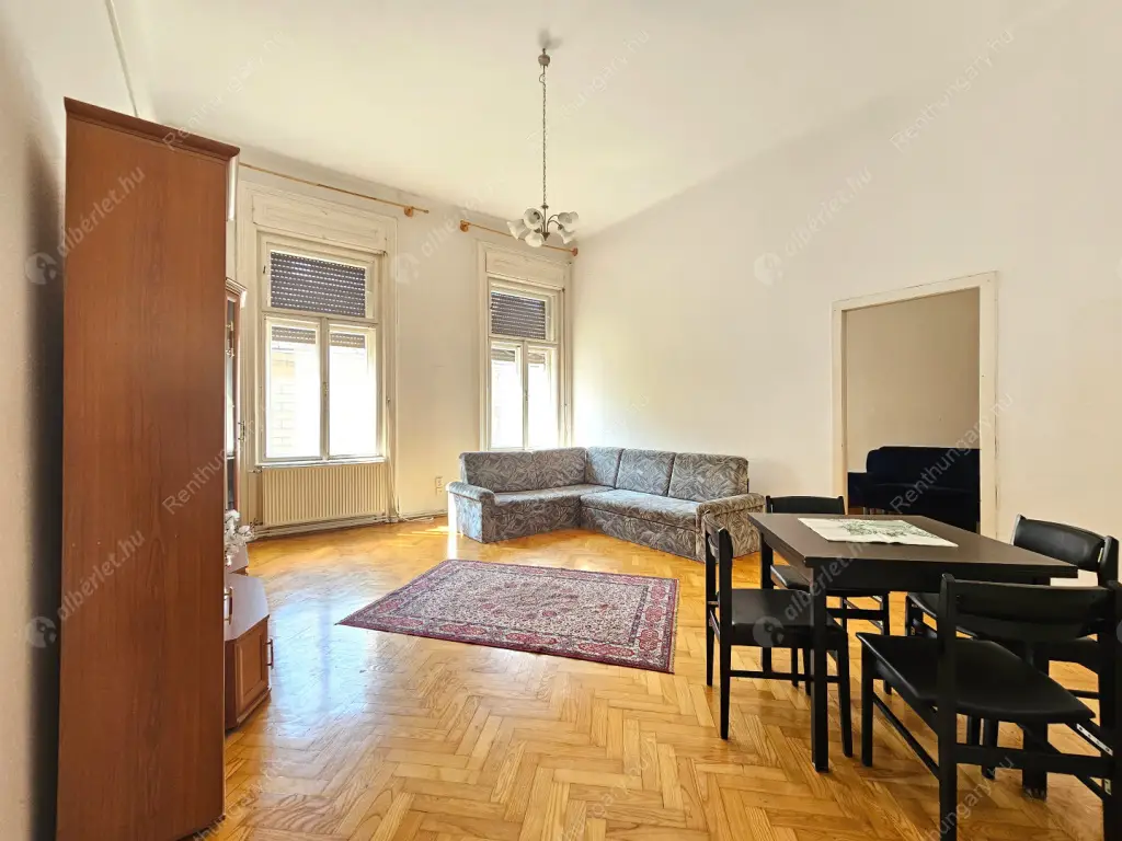 Kiadó albérlet 240000 Ft/hó áron: Budapest, VI. kerület  Vörösmarty utca. Mérete: 69 nm, 2 szobás | Alberlet.hu - 6593132