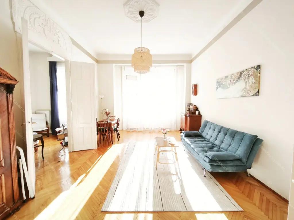 Kiadó albérlet 340000 Ft/hó áron: Budapest, VI. kerület  Vörösmarty utca. Mérete: 70 nm, 2 szobás | Alberlet.hu - 6665620