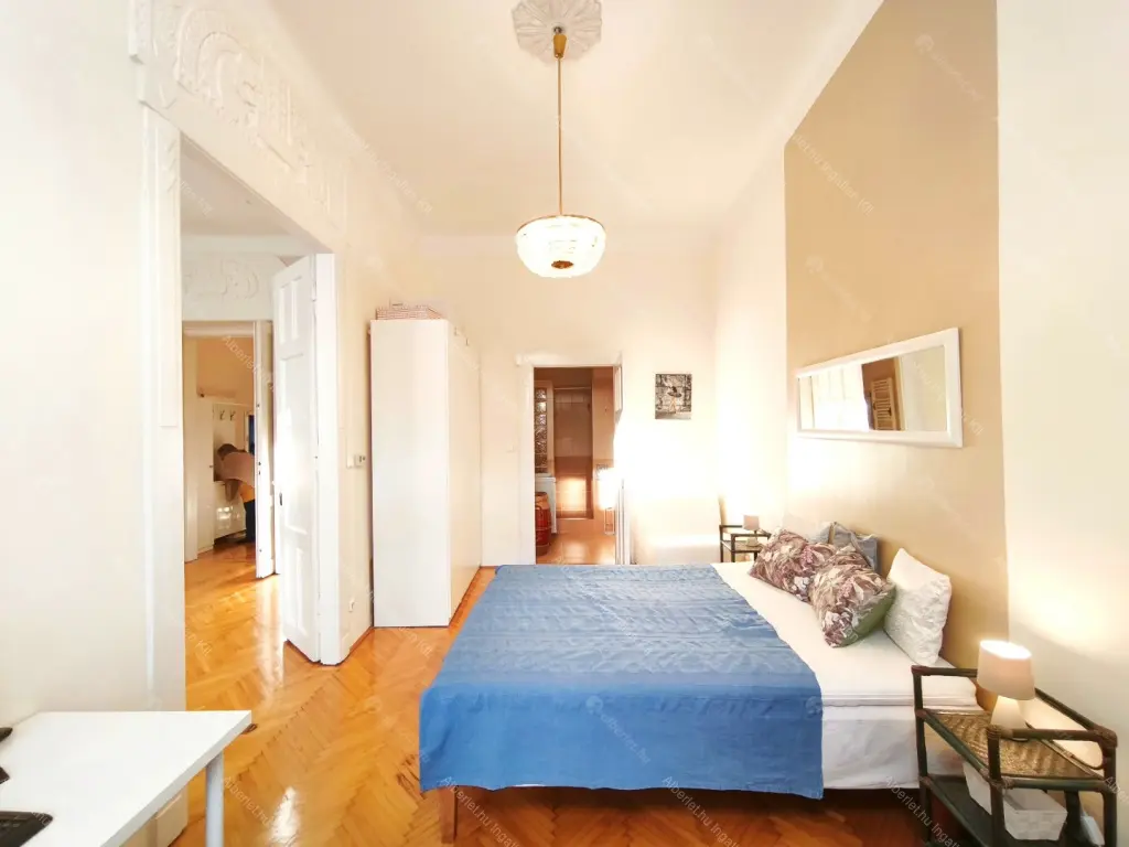 Kiadó albérlet 340000 Ft/hó áron: Budapest, VI. kerület  Vörösmarty utca. Mérete: 70 nm, 2 szobás | Alberlet.hu - 6665640