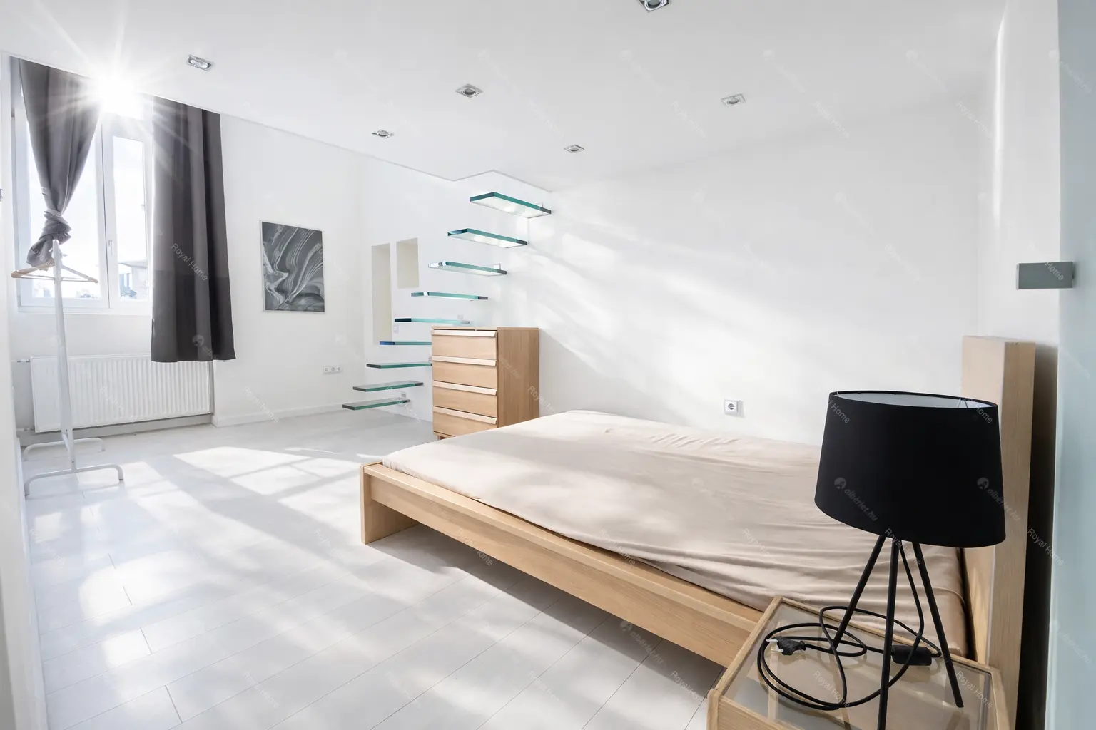 Kiadó albérlet 346000 Ft/hó áron: Budapest, VI. kerület  Vörösmarty utca. Mérete: 70 nm, 3 szobás | Alberlet.hu - 6666422