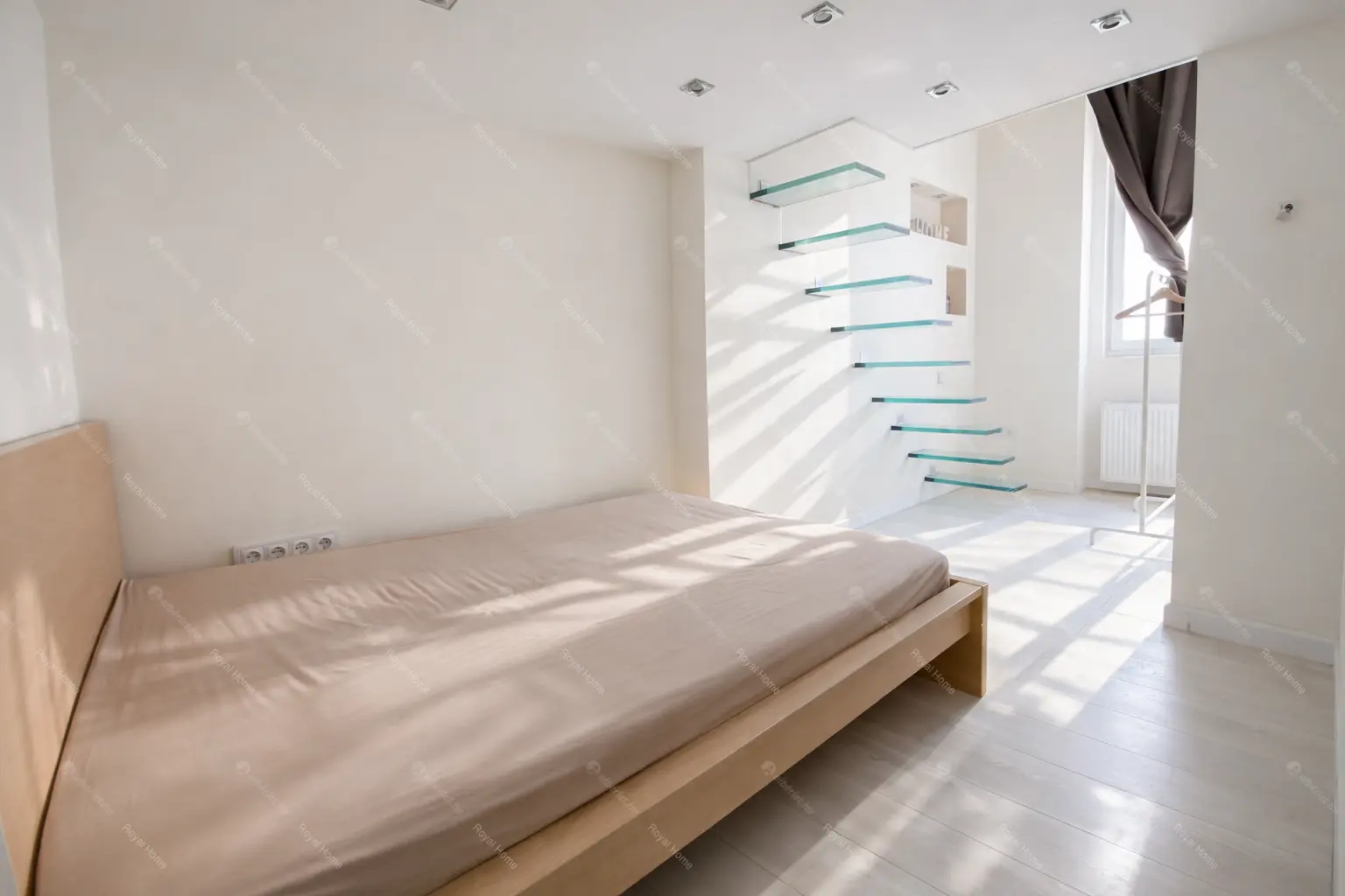 Kiadó albérlet 346000 Ft/hó áron: Budapest, VI. kerület  Vörösmarty utca. Mérete: 70 nm, 3 szobás | Alberlet.hu - 6666423