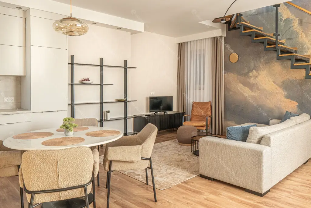 Kiadó albérlet 700000 Ft/hó áron: Budapest, VI. kerület  Vörösmarty utca. Mérete: 73 nm, 3 szobás | Alberlet.hu - 6677321