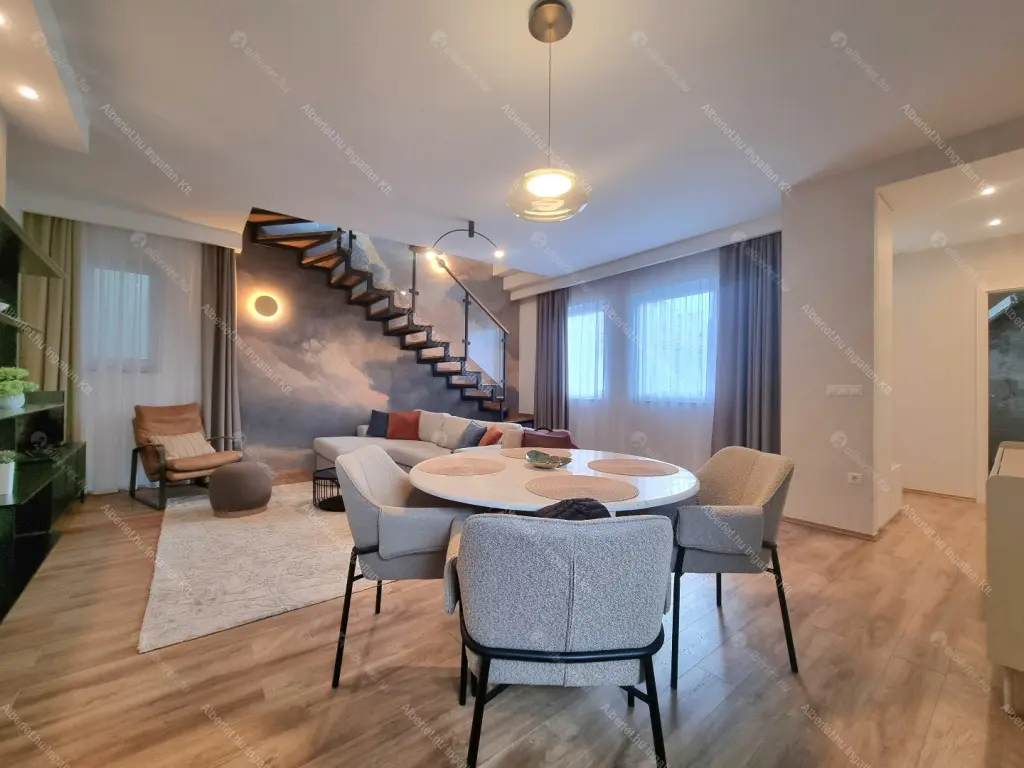 Kiadó albérlet 550000 Ft/hó áron: Budapest, VI. kerület  Vörösmarty utca. Mérete: 73 nm, 3 szobás | Alberlet.hu - 6701973