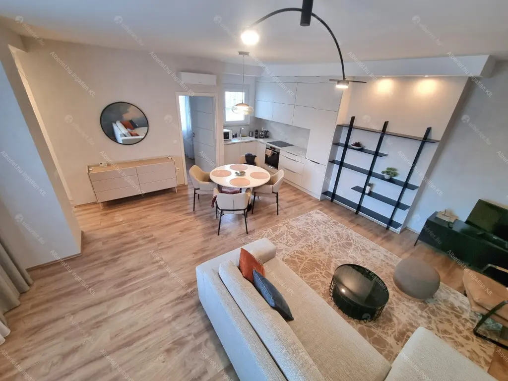 Kiadó albérlet 550000 Ft/hó áron: Budapest, VI. kerület  Vörösmarty utca. Mérete: 73 nm, 3 szobás | Alberlet.hu - 6701974