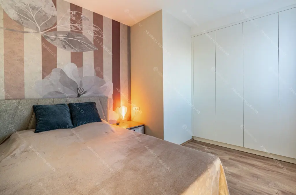 Kiadó albérlet 550000 Ft/hó áron: Budapest, VI. kerület  Vörösmarty utca. Mérete: 73 nm, 3 szobás | Alberlet.hu - 6701987